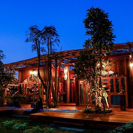 Bed and Breakfast Baangaimuan Lamphun Zewnętrze zdjęcie