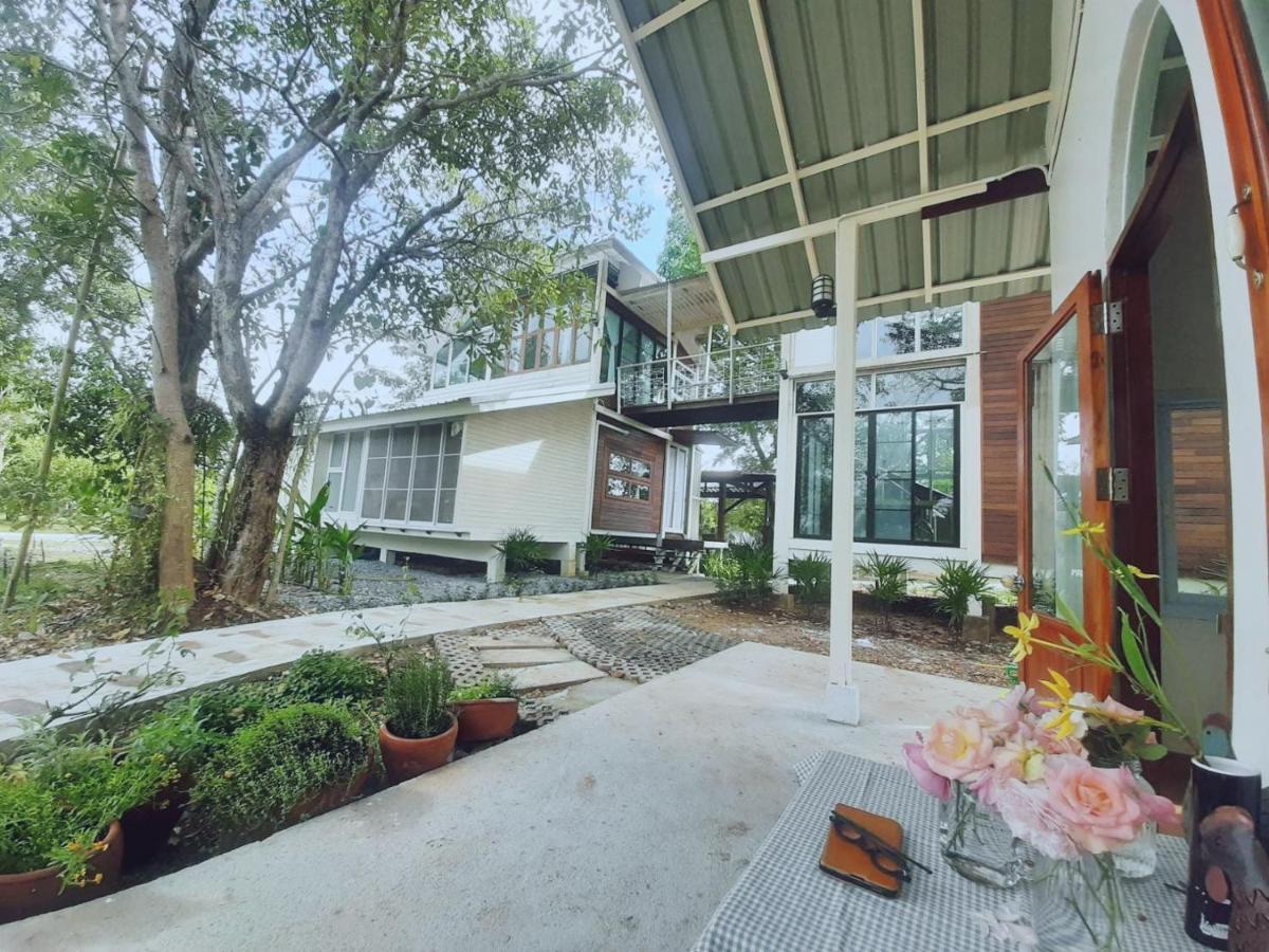Bed and Breakfast Baangaimuan Lamphun Zewnętrze zdjęcie