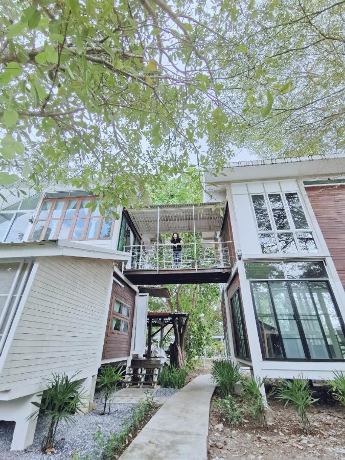 Bed and Breakfast Baangaimuan Lamphun Zewnętrze zdjęcie